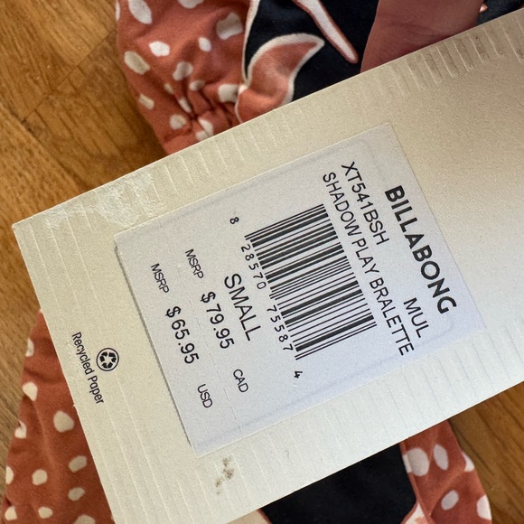 Billabong Bathing suit-Top and bottom. Reversible - Picture 3 of 4